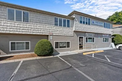 42 Harkness Ave #1C 1