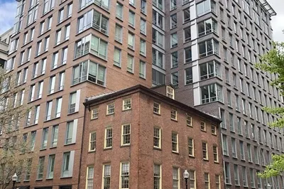 80 Broad St #903