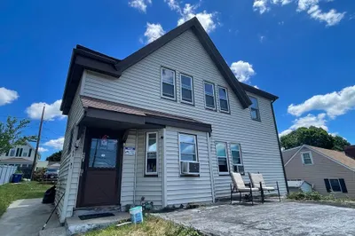 83 Hobart St #83