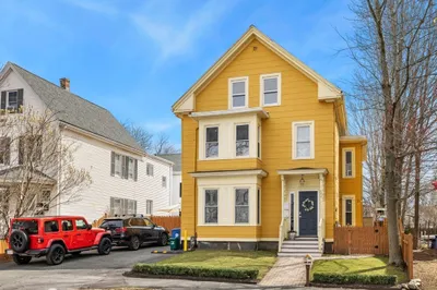 52 Chestnut Street 1