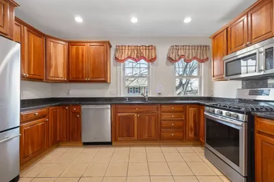 132-134 Palmer St #2