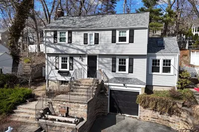 149 Reservoir Rd