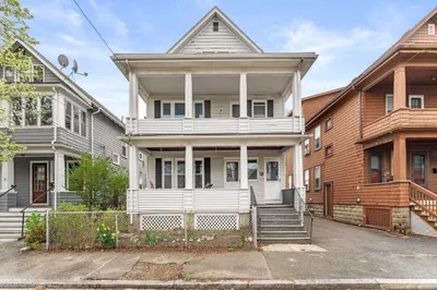 15 Carney St #1