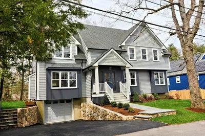 41 Curve St