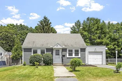 47 Hillside Ave