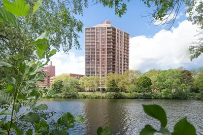 1010 Memorial Drive #17C