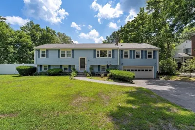 282 Crescent St 1