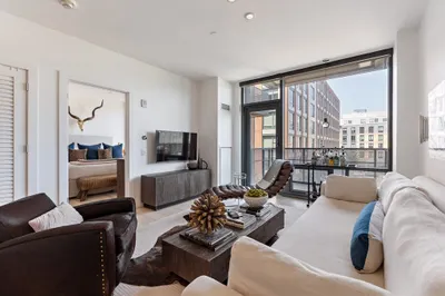 32 Traveler St #413 1