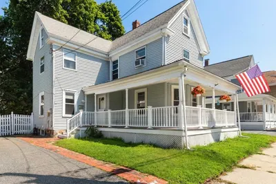 16 Mason St