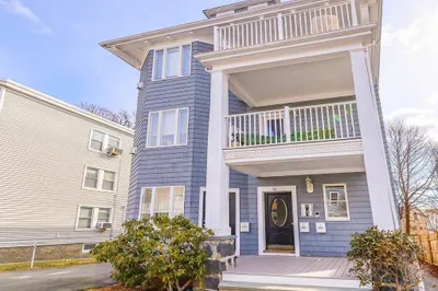 40 Newburg St #1