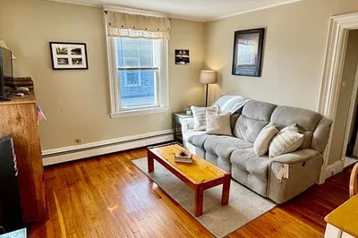 35-a Tudor St #3