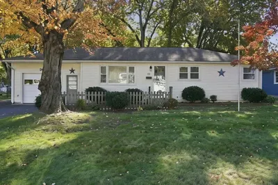 86 Herrman Street 1