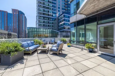 3 Avery St #906 1
