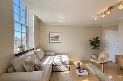 106 13th Street #330 1