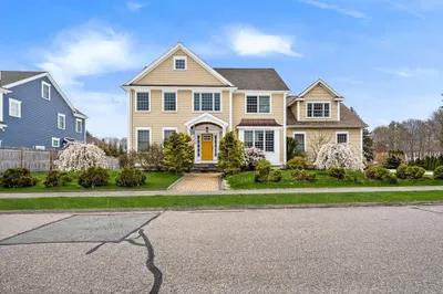 50 Sterling Road 1
