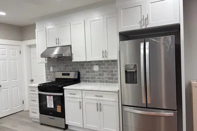 186-188 Sheridan Ave #2 1