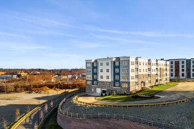 6 Stratton Drive #404 1