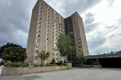 1025 Hancock Street #8 1