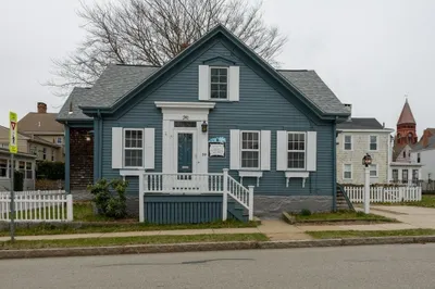 39 Middle St 1