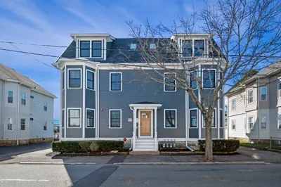 15 Blaine Ave #3 1
