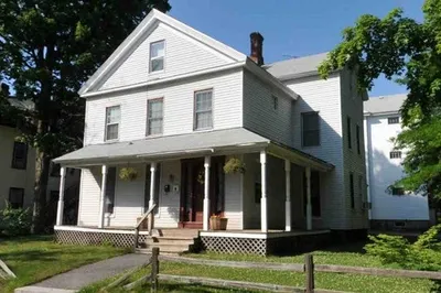 21 Shirley St 1