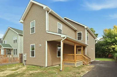 193 Hancock St 1