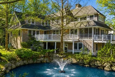 23 Whittier Road 1