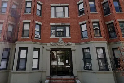54-56 Burbank St #15