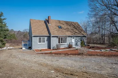 15 Leominster Shirley Rd 1
