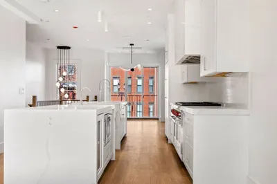 561 E Broadway #561 1
