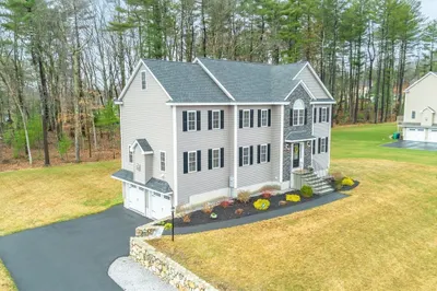 53 Fieldstone Lane 1