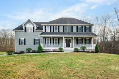 15 Casey Dr