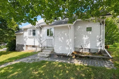 434 Hamilton St 1