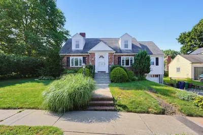 70 Oakdale Rd 1