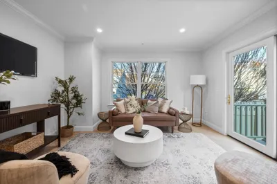 200 Fayette St #1 1