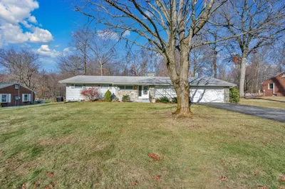 28 Glenn Dr