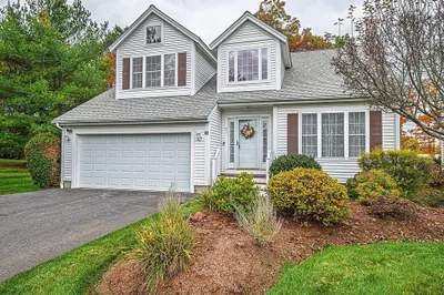 61 Saint Andrews Way #64 1