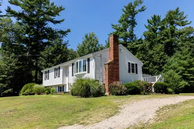353 Carver Rd 1