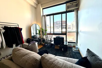 12 Stoneholm St #509
