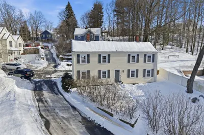 1 Sweeney Ct 1