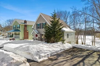 148 Chard St
