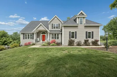 12 Forbes Rd 1