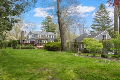 156 Norwell Ave 1