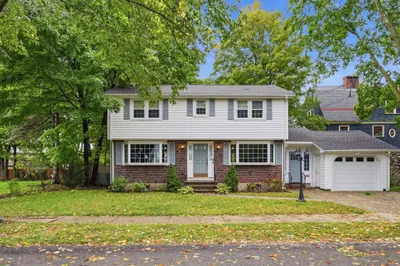 11 Van Brunt Avenue 1