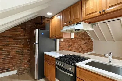 402 Neponset Ave #3M