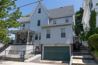 3 Hall Ave