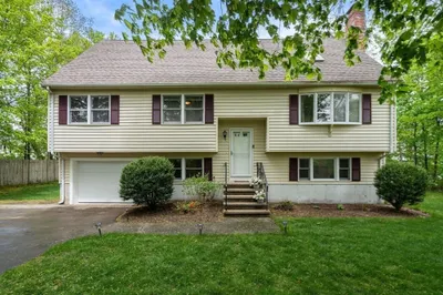 8 Sampson Dr