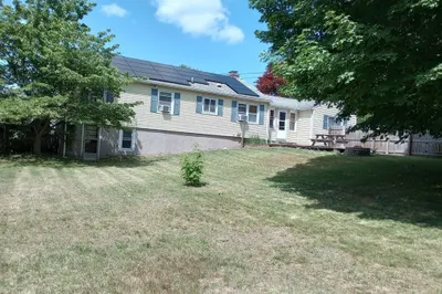 260 Maple Street 1