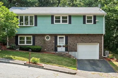 27 Ridge Hill Ave #27 1