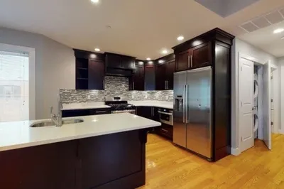 41 W 2nd Street #6